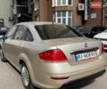 Бежевый Фиат Линеа, объемом двигателя 1.37 л и пробегом 350 тыс. км за 3850 $, фото 4 на Automoto.ua