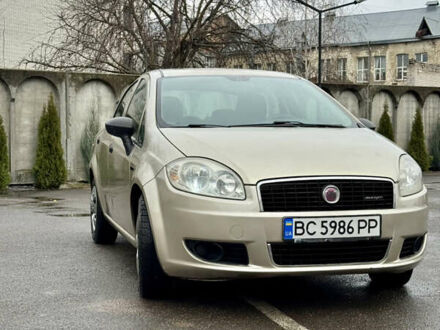 Бежевий Фіат Лінеа, об'ємом двигуна 1.3 л та пробігом 196 тис. км за 3100 $, фото 1 на Automoto.ua