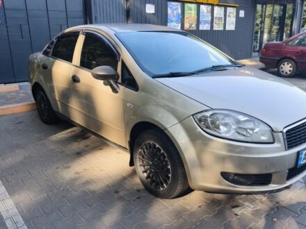 Бежевий Фіат Лінеа, об'ємом двигуна 1.3 л та пробігом 322 тис. км за 3500 $, фото 1 на Automoto.ua