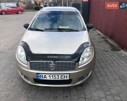 Бежевый Фиат Линеа, объемом двигателя 1.4 л и пробегом 180 тыс. км за 5500 $, фото 1 на Automoto.ua