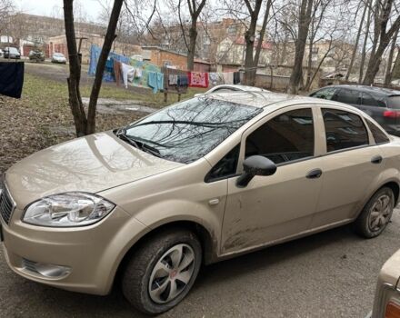 Бежевый Фиат Линеа, объемом двигателя 1.4 л и пробегом 140 тыс. км за 3800 $, фото 1 на Automoto.ua