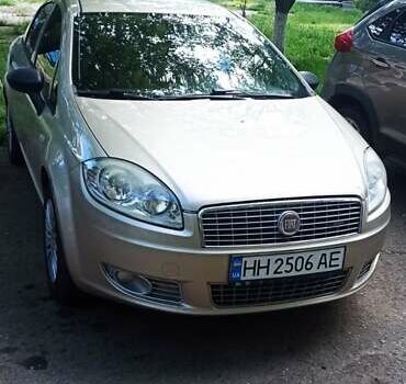 Бежевий Фіат Лінеа, об'ємом двигуна 1.37 л та пробігом 121 тис. км за 5400 $, фото 1 на Automoto.ua