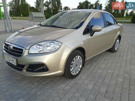 Фиат Линеа 2013 в Козовой на Automoto.ua Бежевый Фиат Линеа, объемом двигателя 1.37 л и пробегом 89 тыс. км за 6200 $, фото 1 на Automoto.ua