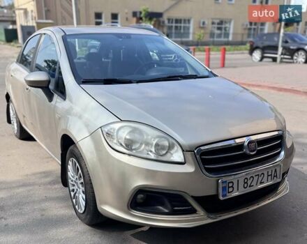 Бежевый Фиат Линеа, объемом двигателя 1.4 л и пробегом 170 тыс. км за 5000 $, фото 1 на Automoto.ua