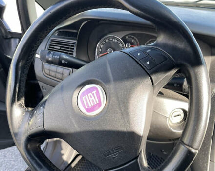 Фиат Линеа 2009 в Киеве на Automoto.ua Черный Фиат Линеа, объемом двигателя 1.4 л и пробегом 183 тыс. км за 4000 $, фото 21 на Automoto.ua