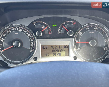 Фиат Линеа 2009 в Киеве на Automoto.ua Черный Фиат Линеа, объемом двигателя 1.4 л и пробегом 183 тыс. км за 4000 $, фото 19 на Automoto.ua