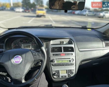 Фиат Линеа 2009 в Киеве на Automoto.ua Черный Фиат Линеа, объемом двигателя 1.4 л и пробегом 183 тыс. км за 4000 $, фото 15 на Automoto.ua