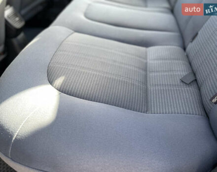 Фиат Линеа 2009 в Киеве на Automoto.ua Черный Фиат Линеа, объемом двигателя 1.4 л и пробегом 183 тыс. км за 4000 $, фото 25 на Automoto.ua