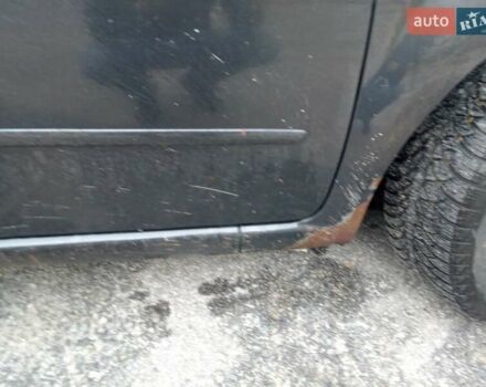 Фиат Линеа 2009 в Киеве на Automoto.ua Черный Фиат Линеа, объемом двигателя 1.4 л и пробегом 272 тыс. км за 4500 $, фото 4 на Automoto.ua