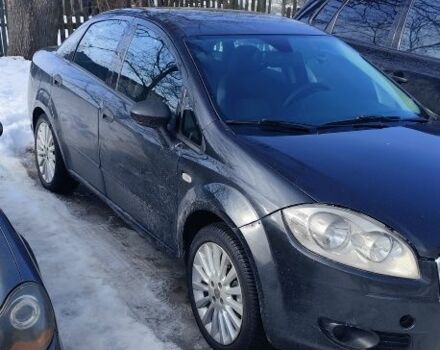 Черный Фиат Линеа, объемом двигателя 1.4 л и пробегом 200 тыс. км за 3200 $, фото 1 на Automoto.ua