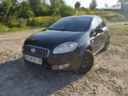 Фиат Линеа 2009 в Львове на Automoto.ua Черный Фиат Линеа, объемом двигателя 1.4 л и пробегом 106 тыс. км за 5450 $, фото 1 на Automoto.ua