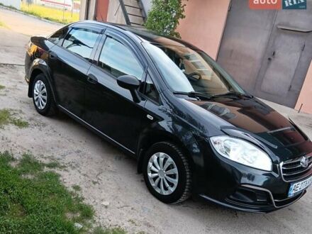 Черный Фиат Линеа, объемом двигателя 1.37 л и пробегом 124 тыс. км за 5800 $, фото 1 на Automoto.ua