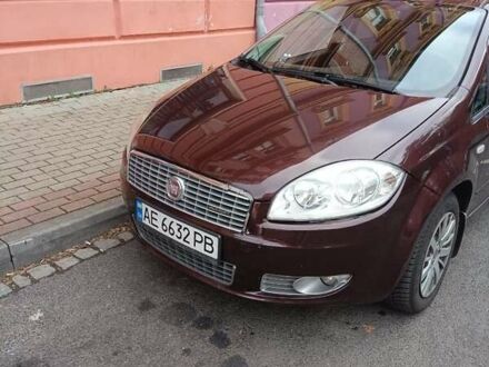 Коричневый Фиат Линеа, объемом двигателя 1.25 л и пробегом 130 тыс. км за 4000 $, фото 1 на Automoto.ua