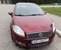 Красный Фиат Линеа, объемом двигателя 1.37 л и пробегом 180 тыс. км за 3600 $, фото 4 на Automoto.ua