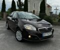 Красный Фиат Линеа, объемом двигателя 1.37 л и пробегом 235 тыс. км за 4450 $, фото 1 на Automoto.ua