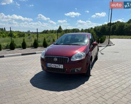 Червоний Фіат Лінеа, об'ємом двигуна 1.37 л та пробігом 193 тис. км за 3600 $, фото 1 на Automoto.ua