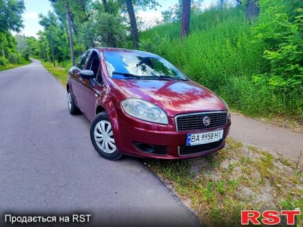 Червоний Фіат Лінеа, об'ємом двигуна 1.4 л та пробігом 130 тис. км за 2999 $, фото 1 на Automoto.ua