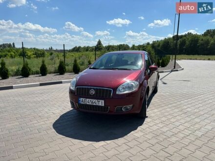 Червоний Фіат Лінеа, об'ємом двигуна 1.37 л та пробігом 193 тис. км за 3800 $, фото 1 на Automoto.ua
