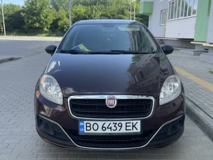 Фиат Линеа 2012 в Львове на Automoto.ua Красный Фиат Линеа, объемом двигателя 1.2 л и пробегом 256 тыс. км за 4900 $, фото 1 на Automoto.ua
