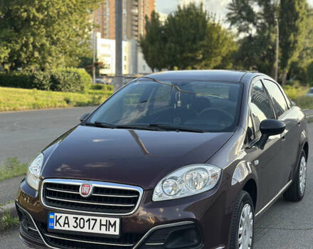 Красный Фиат Линеа, объемом двигателя 1.37 л и пробегом 123 тыс. км за 6500 $, фото 1 на Automoto.ua