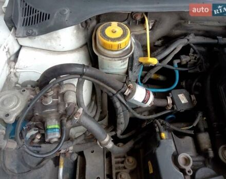 Фиат Линеа, объемом двигателя 0 л и пробегом 256 тыс. км за 4500 $, фото 5 на Automoto.ua