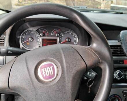 Серый Фиат Линеа, объемом двигателя 1.4 л и пробегом 240 тыс. км за 3600 $, фото 2 на Automoto.ua