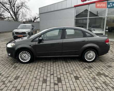 Серый Фиат Линеа, объемом двигателя 1.37 л и пробегом 223 тыс. км за 3700 $, фото 4 на Automoto.ua