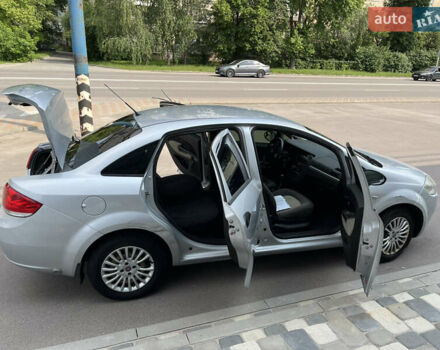 Сірий Фіат Лінеа, об'ємом двигуна 1.37 л та пробігом 281 тис. км за 3200 $, фото 3 на Automoto.ua