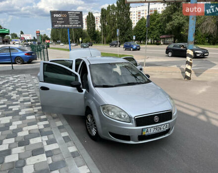 Сірий Фіат Лінеа, об'ємом двигуна 1.37 л та пробігом 281 тис. км за 3200 $, фото 2 на Automoto.ua