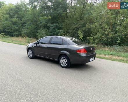 Фіат Лінеа 2008 у Звенигородка на Automoto.ua Сірий Фіат Лінеа, об'ємом двигуна 1.37 л та пробігом 260 тис. км за 5100 $, фото 8 на Automoto.ua
