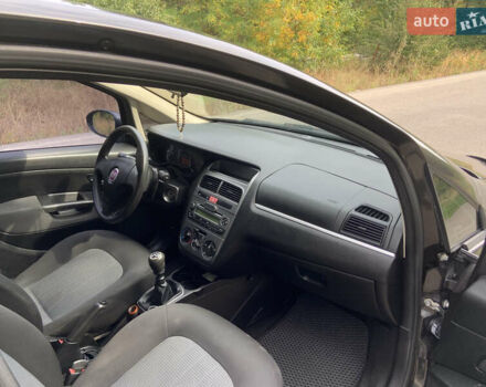 Фіат Лінеа 2008 у Звенигородка на Automoto.ua Сірий Фіат Лінеа, об'ємом двигуна 1.37 л та пробігом 260 тис. км за 5100 $, фото 13 на Automoto.ua