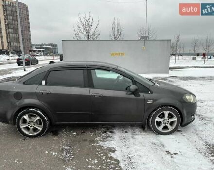 Серый Фиат Линеа, объемом двигателя 1.25 л и пробегом 305 тыс. км за 4800 $, фото 1 на Automoto.ua