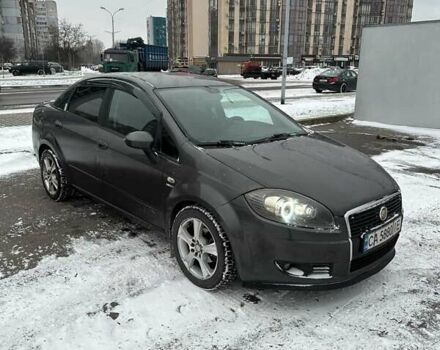 Серый Фиат Линеа, объемом двигателя 1.25 л и пробегом 305 тыс. км за 4800 $, фото 7 на Automoto.ua