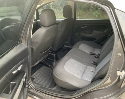 Сірий Фіат Лінеа, об'ємом двигуна 1.4 л та пробігом 260 тис. км за 5100 $, фото 17 на Automoto.ua