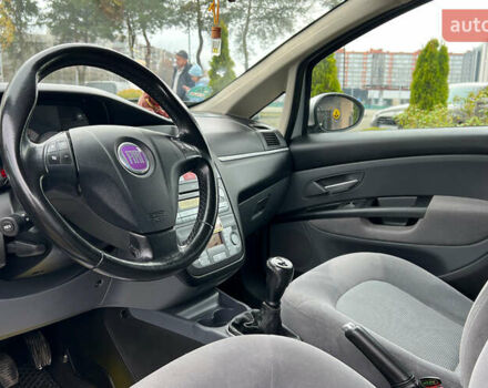Серый Фиат Линеа, объемом двигателя 1.37 л и пробегом 185 тыс. км за 4999 $, фото 9 на Automoto.ua