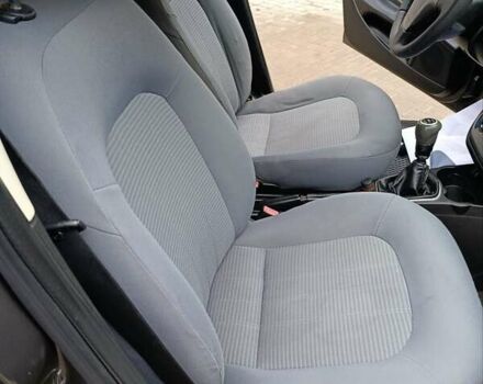 Сірий Фіат Лінеа, об'ємом двигуна 1.4 л та пробігом 181 тис. км за 3999 $, фото 24 на Automoto.ua