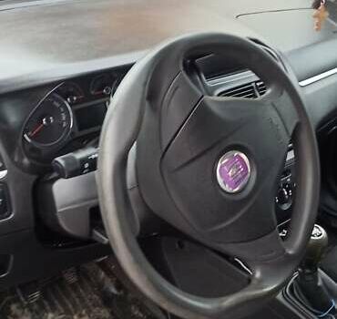 Сірий Фіат Лінеа, об'ємом двигуна 1.4 л та пробігом 212 тис. км за 3500 $, фото 6 на Automoto.ua