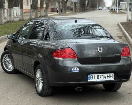 Серый Фиат Линеа, объемом двигателя 1.4 л и пробегом 255 тыс. км за 2950 $, фото 7 на Automoto.ua