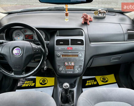 Серый Фиат Линеа, объемом двигателя 1.37 л и пробегом 185 тыс. км за 4999 $, фото 11 на Automoto.ua