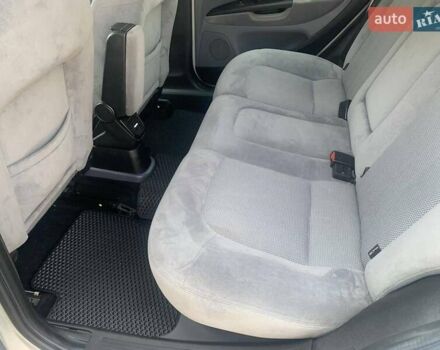 Серый Фиат Линеа, объемом двигателя 1.37 л и пробегом 182 тыс. км за 4500 $, фото 4 на Automoto.ua