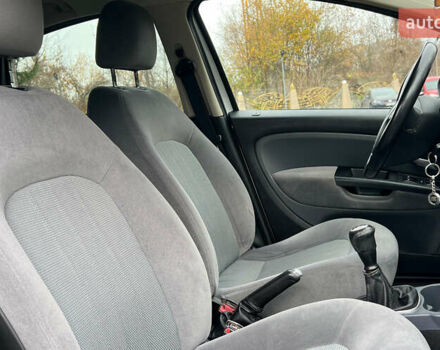 Серый Фиат Линеа, объемом двигателя 1.37 л и пробегом 185 тыс. км за 4999 $, фото 16 на Automoto.ua