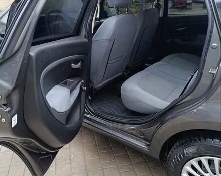 Сірий Фіат Лінеа, об'ємом двигуна 1.4 л та пробігом 181 тис. км за 3999 $, фото 21 на Automoto.ua