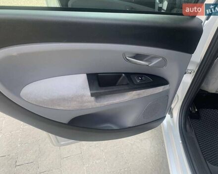 Серый Фиат Линеа, объемом двигателя 1.37 л и пробегом 182 тыс. км за 4500 $, фото 18 на Automoto.ua