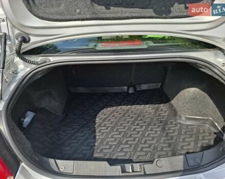 Сірий Фіат Лінеа, об'ємом двигуна 1.37 л та пробігом 77 тис. км за 5099 $, фото 3 на Automoto.ua