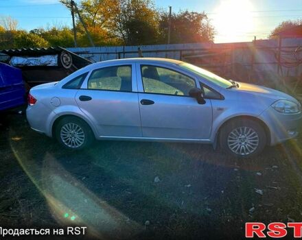 Серый Фиат Линеа, объемом двигателя 1.4 л и пробегом 160 тыс. км за 3500 $, фото 3 на Automoto.ua