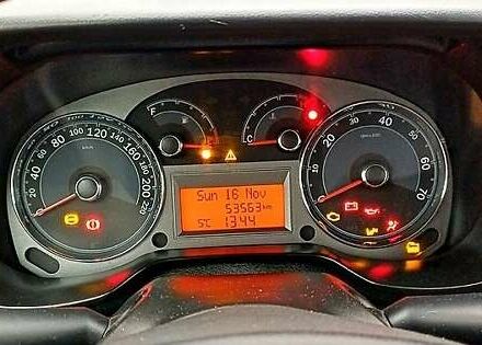 Серый Фиат Линеа, объемом двигателя 1.3 л и пробегом 53 тыс. км за 7700 $, фото 8 на Automoto.ua