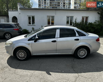 Серый Фиат Линеа, объемом двигателя 1.37 л и пробегом 262 тыс. км за 3600 $, фото 3 на Automoto.ua