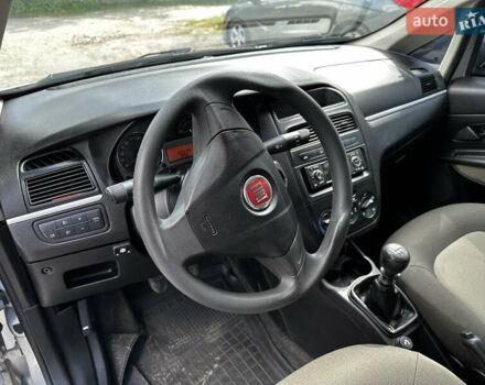 Серый Фиат Линеа, объемом двигателя 1.37 л и пробегом 262 тыс. км за 3600 $, фото 13 на Automoto.ua