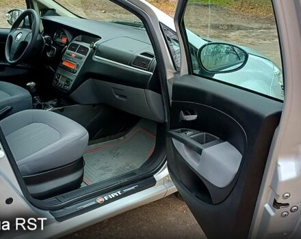 Серый Фиат Линеа, объемом двигателя 1.3 л и пробегом 53 тыс. км за 7700 $, фото 6 на Automoto.ua