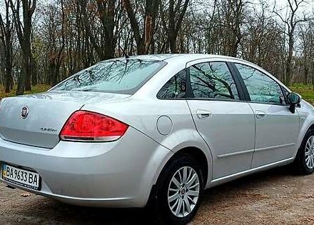 Серый Фиат Линеа, объемом двигателя 1.3 л и пробегом 53 тыс. км за 7700 $, фото 1 на Automoto.ua